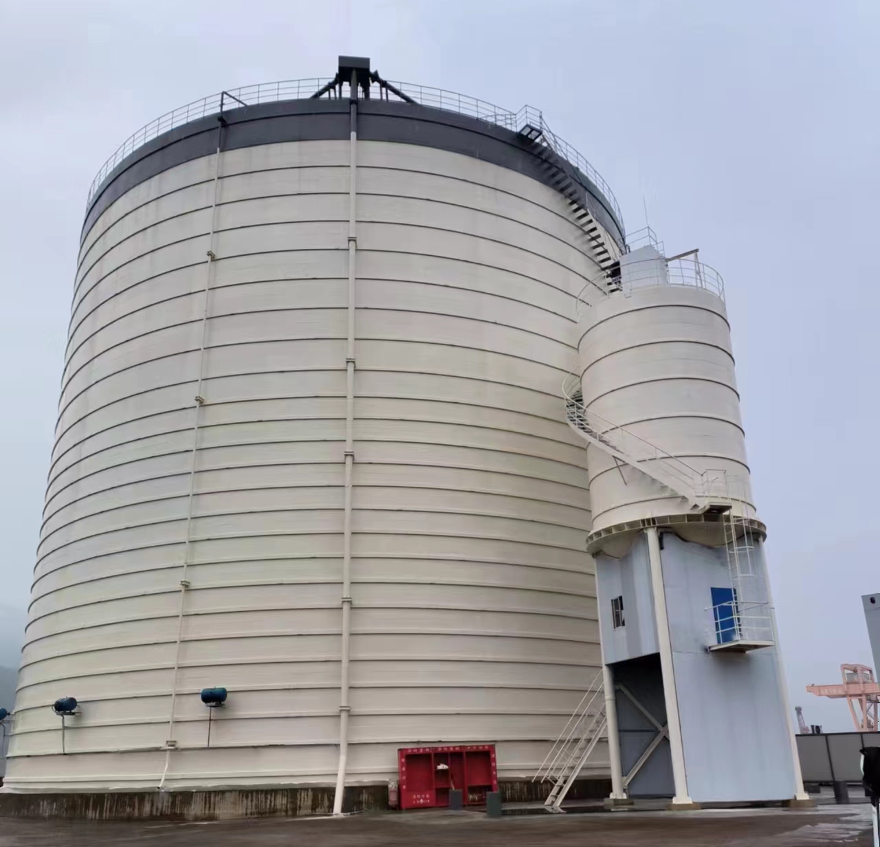 兴庆10万吨水泥钢板库